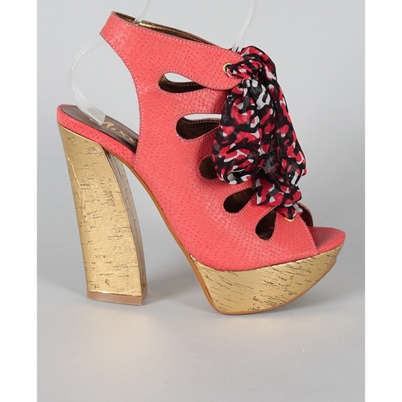 Mixx Shuz Shoes - Snakeskin chunky heels